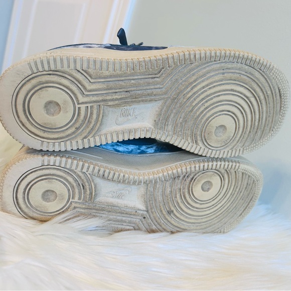 Nike Air Force 1 Low LV8 Dark Sky Blue Crushed Velvet Sneakers! - Picture 9 of 9